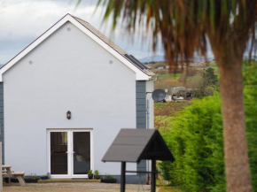 Hill View House